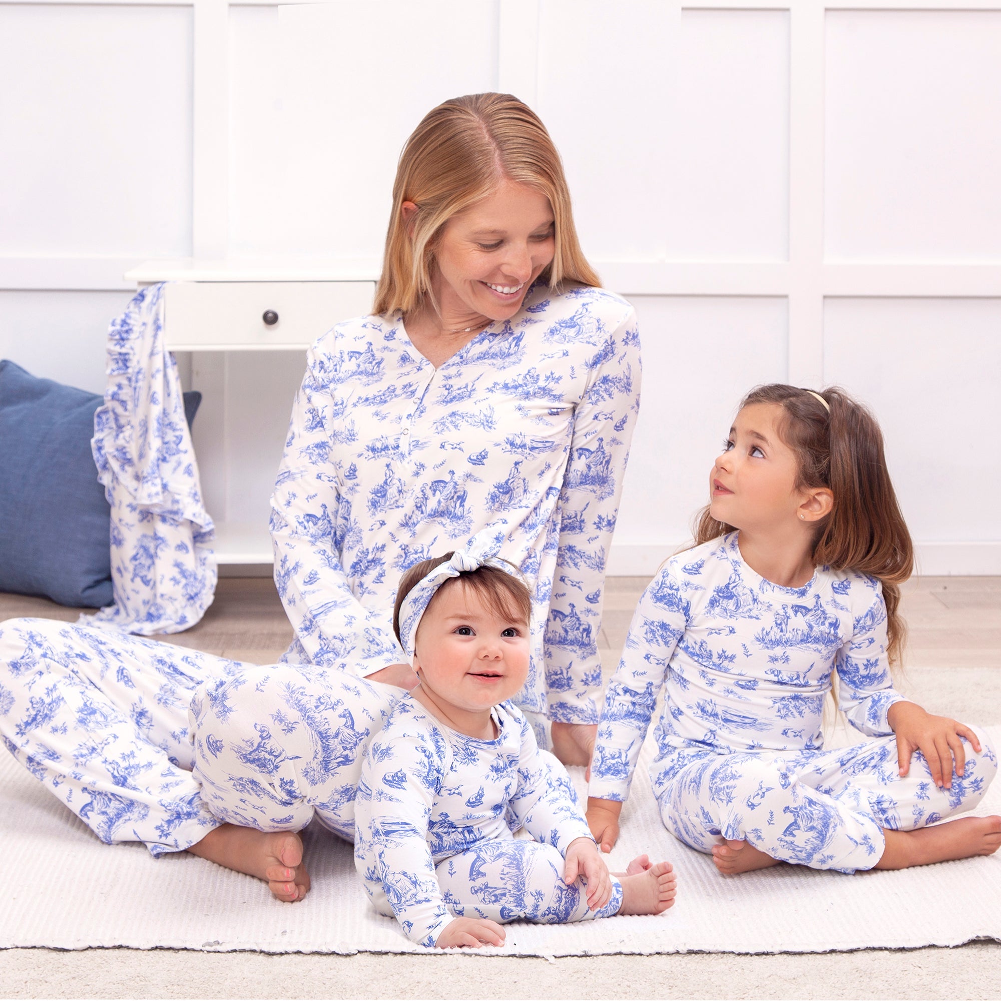 Baby Girl Toile de Jouy Bamboo Zipper Romper - Mommy and Me